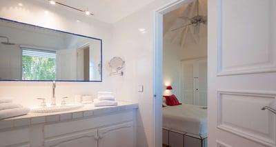 Luxury Villa Photo #15