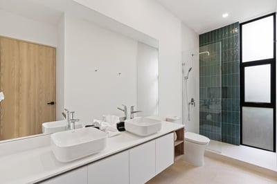 Luxury Villa Photo #17