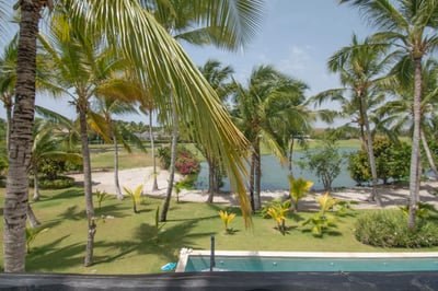 Luxury Villa Photo #7