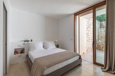 Luxury Villa Photo #14