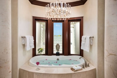 Luxury Villa Photo #34