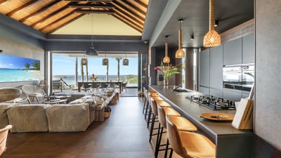 Kitchen & Dining Area