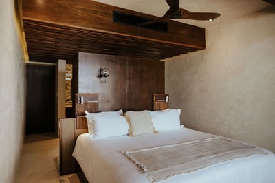 Luxury Villa Photo #33