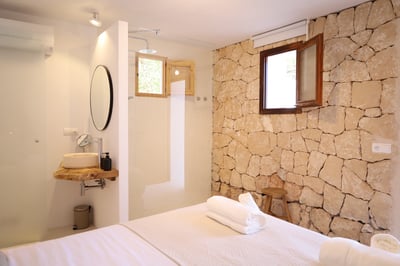 Luxury Villa Photo #34