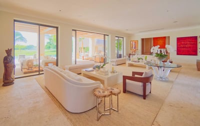 Luxury Villa Photo #20