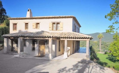 Luxury Villa Photo #3