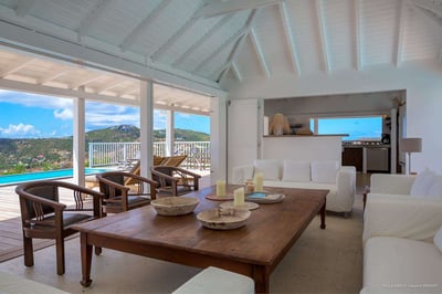 Luxury Villa Photo #17