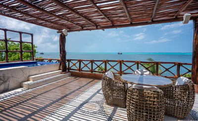 Luxury Villa Photo #22