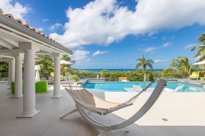 Luxury Villa Photo #5
