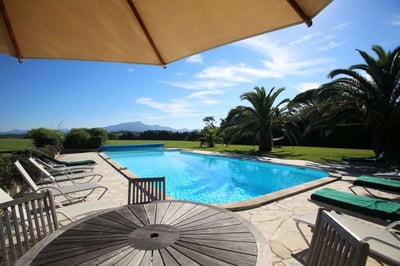 Luxury Villa Photo #2