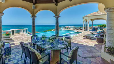 Luxury Villa Photo #11