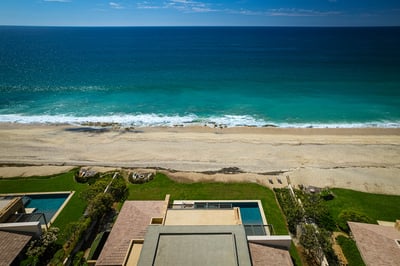 Luxury Villa Photo #41