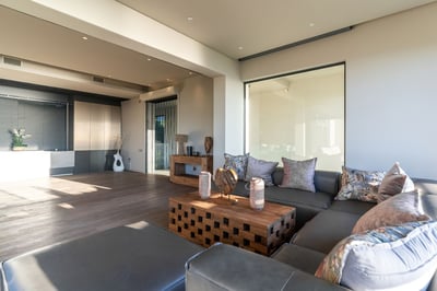 Luxury Villa Photo #18