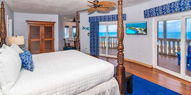 Cayman Castle & Guesthouse