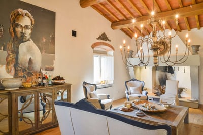 Luxury Villa Photo #10
