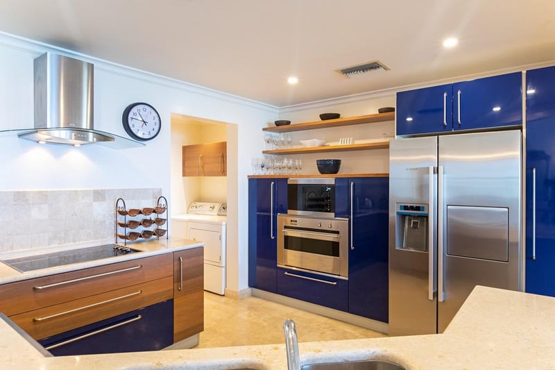 Schooner Bay 401 | Electra