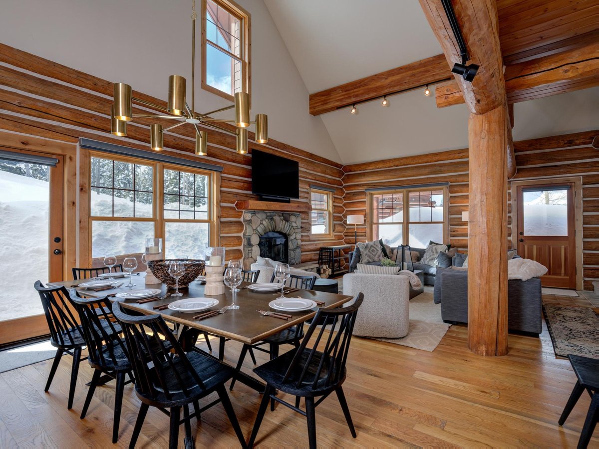 Powder Ridge Cabin | 6 Rose Bud