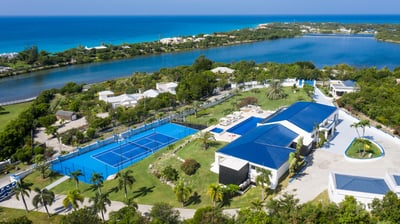 Luxury Villa Photo #4