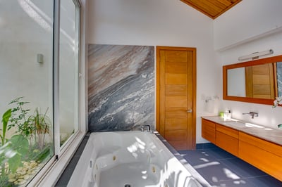 Luxury Villa Photo #74