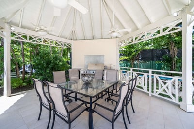 Luxury Villa Photo #4