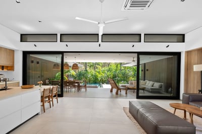 Luxury Villa Photo #15