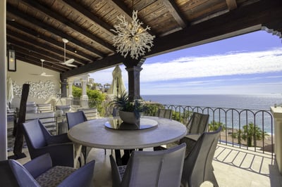 Luxury Villa Photo #29