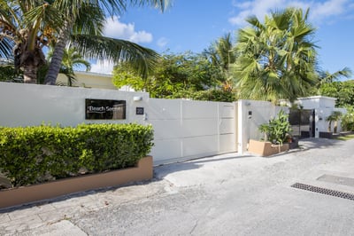 Luxury Villa Photo #45