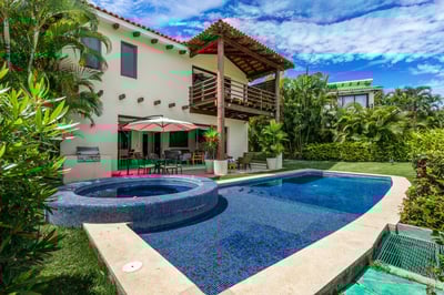 Luxury Villa Photo #7