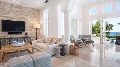 Luxury Villa Photo #13