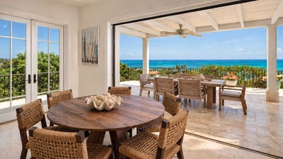 Luxury Villa Photo #14