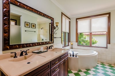 Luxury Villa Photo #31