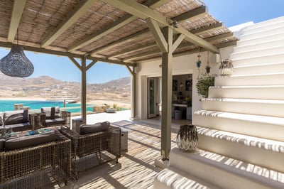 Luxury Villa Photo #18