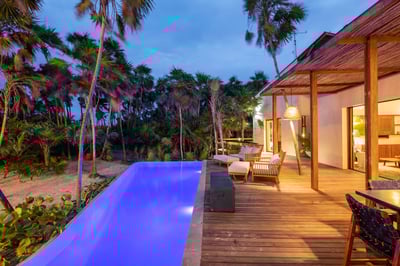 Luxury Villa Photo #9
