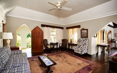 Luxury Villa Photo #20