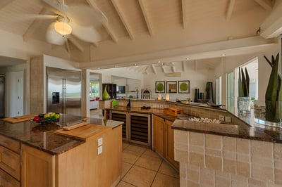 Luxury Villa Photo #16