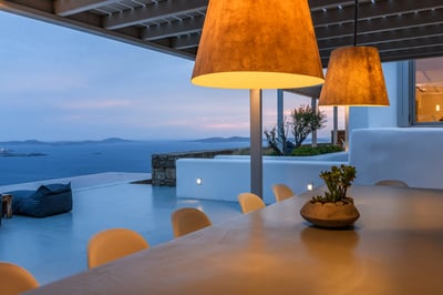 Luxury Villa Photo #26