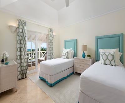 Luxury Villa Photo #22