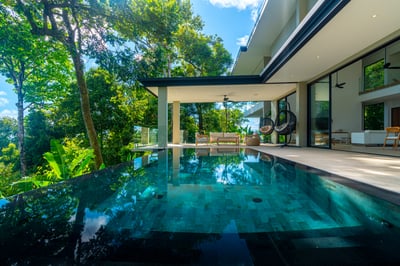 Luxury Villa Photo #21