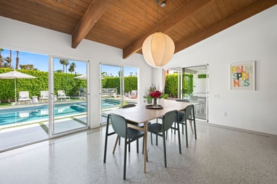 Luxury Villa Photo #35