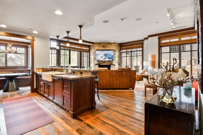 Luxury Villa Photo #7