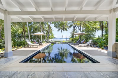 Luxury Villa Photo #5