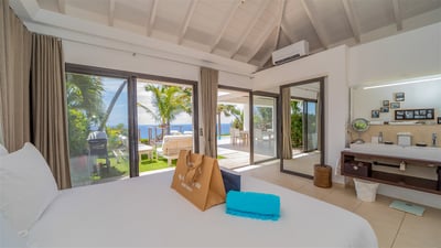 Luxury Villa Photo #53