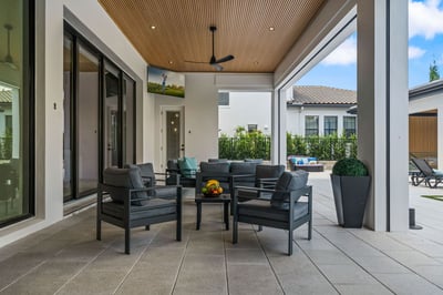 Luxury Villa Photo #9