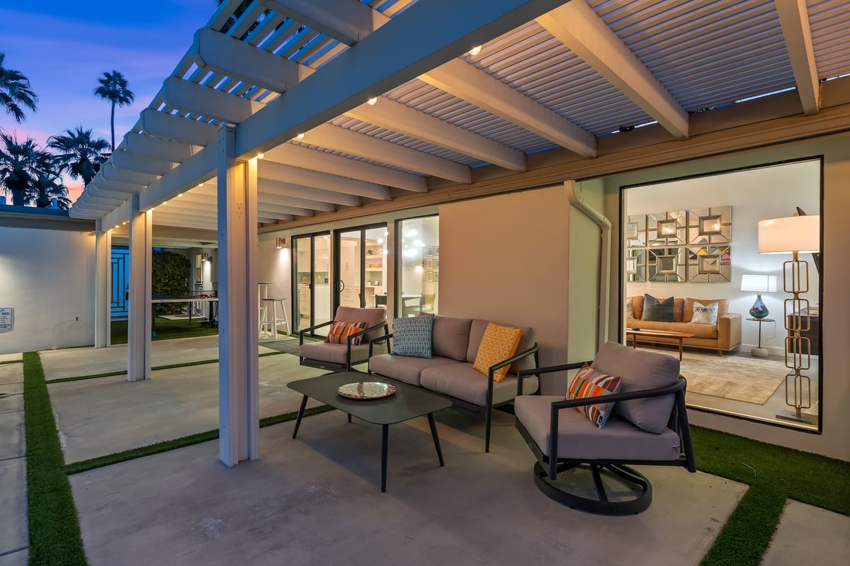 Alexander Desert Dreams