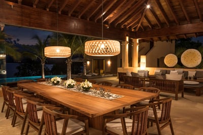 Luxury Villa Photo #5