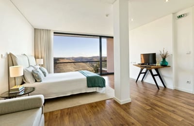 Luxury Villa Photo #10