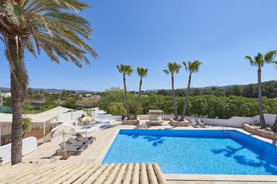 Luxury Villa Photo #6