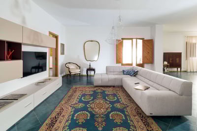Luxury Villa Photo #22