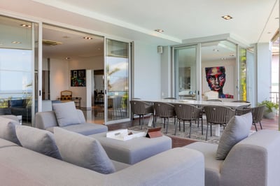 Luxury Villa Photo #10