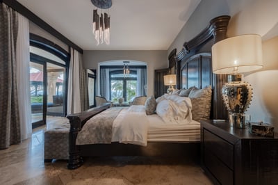 Luxury Villa Photo #61